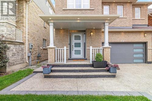 567 Sanderson Crescent, Milton, ON - Outdoor With Facade