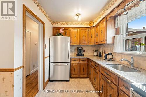 67 Wye Valley Road, Toronto (Dorset Park), ON - Indoor Photo Showing Kitchen