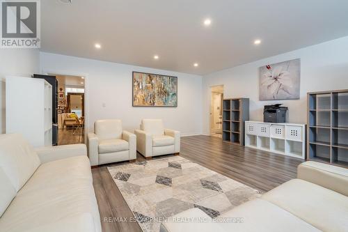 78 Hickory Avenue, Niagara-On-The-Lake, ON - Indoor Photo Showing Living Room