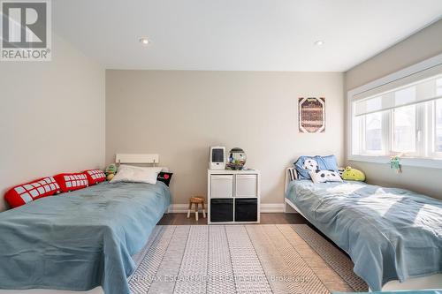 78 Hickory Avenue, Niagara-On-The-Lake, ON - Indoor Photo Showing Bedroom