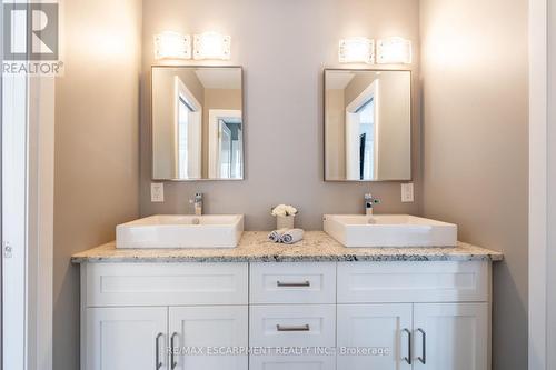 78 Hickory Avenue, Niagara-On-The-Lake, ON - Indoor Photo Showing Bathroom