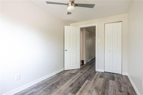 156 Victor Boulevard, Hamilton, ON - Indoor Photo Showing Other Room