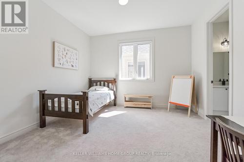 64 Harpin Way E, Centre Wellington (Fergus), ON - Indoor Photo Showing Bedroom