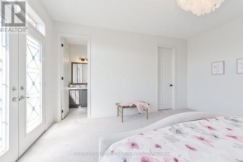 64 Harpin Way E, Centre Wellington (Fergus), ON - Indoor Photo Showing Bedroom