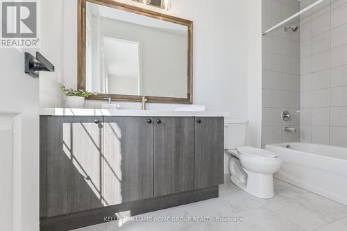 64 Harpin Way E, Centre Wellington (Fergus), ON - Indoor Photo Showing Bathroom