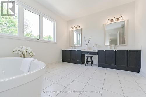 64 Harpin Way E, Centre Wellington (Fergus), ON - Indoor Photo Showing Bathroom