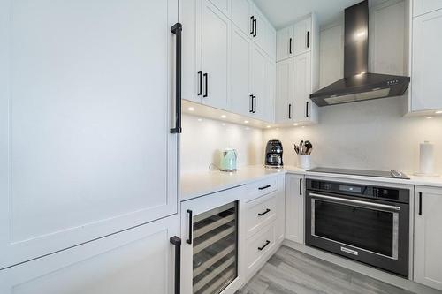 101 Locke Street S|Unit #505, Hamilton, ON - Indoor Photo Showing Kitchen With Upgraded Kitchen