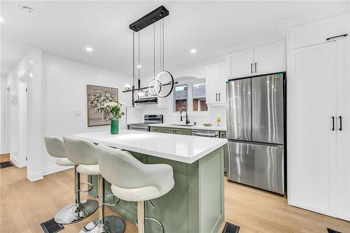 64 Viceroy Court, Hamilton, ON - Indoor Photo Showing Kitchen With Stainless Steel Kitchen With Upgraded Kitchen