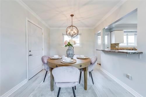 2 Lesgay Cres Crescent, Toronto, ON - Indoor Photo Showing Dining Room