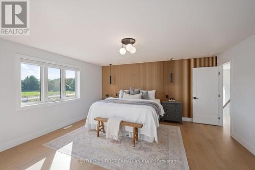 122 Timberwalk Trail, Middlesex Centre (Ilderton), ON - Indoor Photo Showing Bedroom