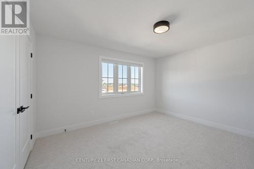 122 Timberwalk Trail, Middlesex Centre (Ilderton), ON - Indoor Photo Showing Other Room