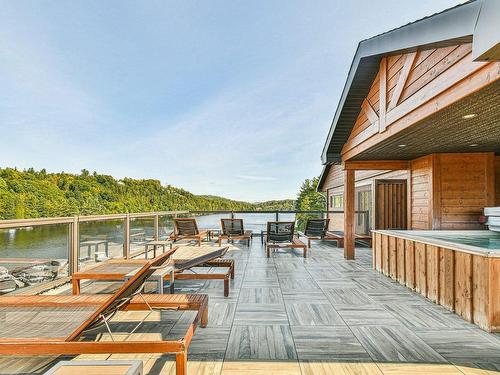 Terrasse - 301-50 Ch. Masson, Sainte-Marguerite-Du-Lac-Masson, QC - Outdoor With Exterior