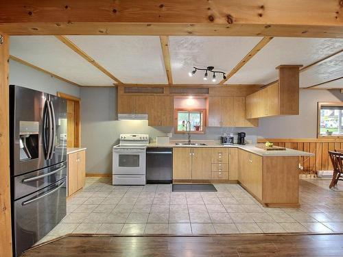 Kitchen - 28 Rue Marchand, Val-D'Or, QC - Indoor Photo Showing Kitchen