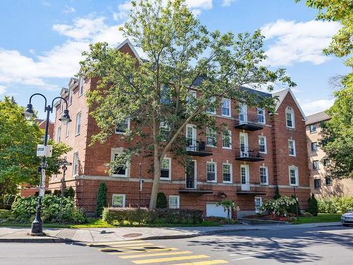 Frontage - 26-1009 Boul. Laird, Mont-Royal, QC - Outdoor With Balcony With Facade