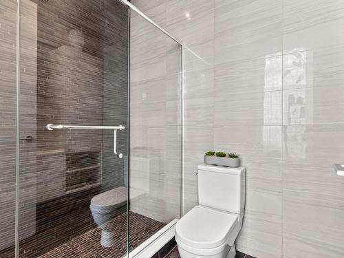 Ensuite bathroom - 103-215 Av. Redfern, Westmount, QC - Indoor Photo Showing Bathroom