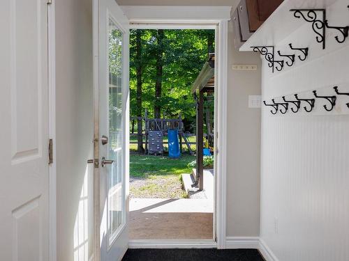 Exterior entrance - 1749 Mtée Harwood, Saint-Lazare, QC - Indoor Photo Showing Other Room