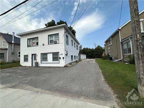 261 Elgin St Street West, Arnprior, ON 