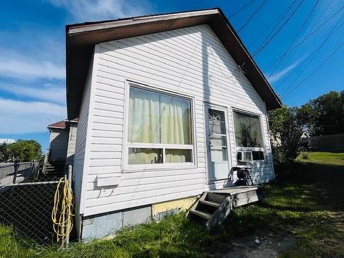 537 Park St, Kenora, ON 