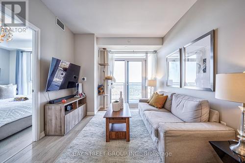 3405 - 55 Ann O'Reilly Road, Toronto, ON - Indoor Photo Showing Living Room