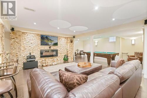 189 Rothbury Road, Richmond Hill, ON - Indoor Photo Showing Living Room With Fireplace