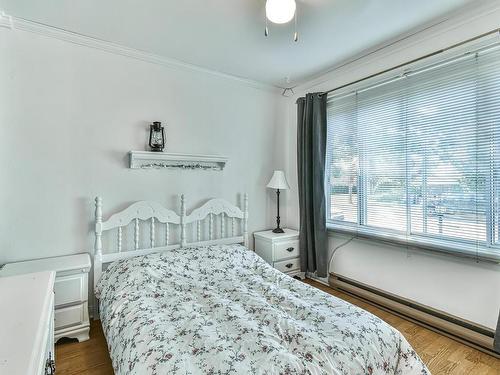 Chambre Ã Â coucher - 751 Rue Latour, Saint-Jérôme, QC - Indoor Photo Showing Bedroom