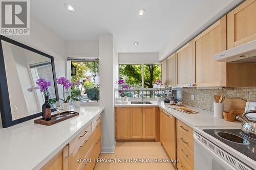 134 Dupont Street, Toronto (Annex), ON - Indoor Photo Showing Kitchen With Double Sink