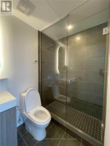 811 - 15 Holmes Avenue, Toronto, ON - Indoor Photo Showing Bathroom