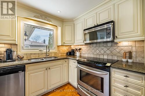 21 Bolland Crescent, Ajax, ON - Indoor Photo Showing Kitchen With Double Sink