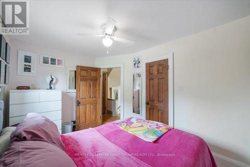 54 Arlington Avenue, Oshawa (O'Neill), ON - Indoor Photo Showing Bedroom