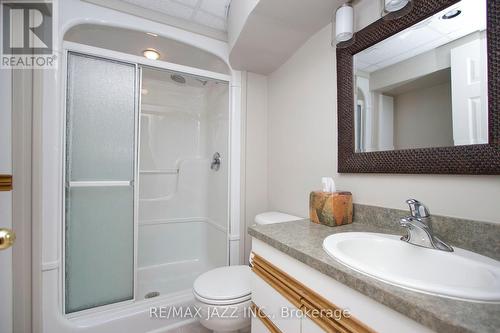 35 Castle Harbour Drive, Scugog (Port Perry), ON - Indoor Photo Showing Bathroom