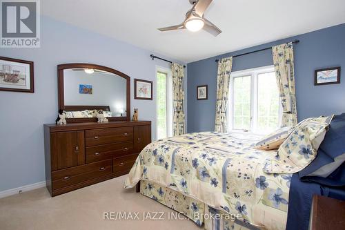 35 Castle Harbour Drive, Scugog (Port Perry), ON - Indoor Photo Showing Bedroom