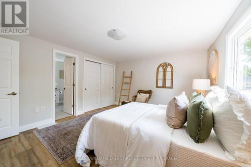 155 Rose Street, Barrie (Wellington), ON - Indoor Photo Showing Bedroom