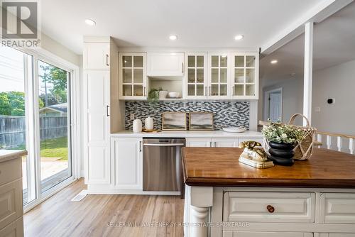 155 Rose Street, Barrie (Wellington), ON - Indoor Photo Showing Kitchen