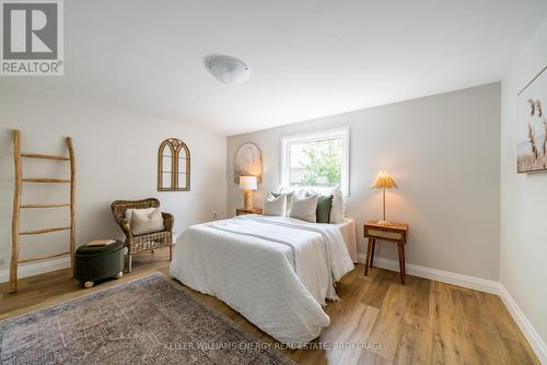 155 Rose Street, Barrie (Wellington), ON - Indoor Photo Showing Bedroom