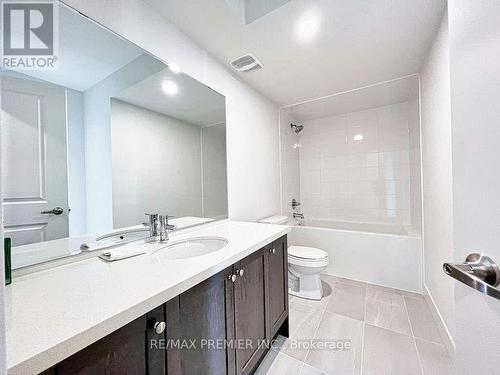 40 Nine Mile Lane, Richmond Hill, ON - Indoor Photo Showing Bathroom