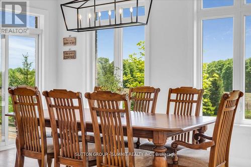 3 Best Court, Oro-Medonte, ON - Indoor Photo Showing Dining Room