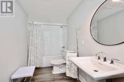 3 Best Court, Oro-Medonte, ON - Indoor Photo Showing Bathroom