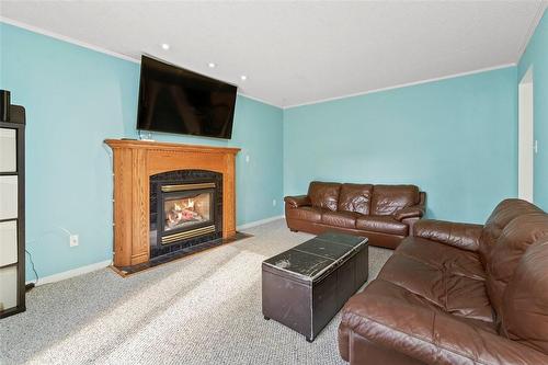 2054 Hunters Wood Drive, Burlington, ON 