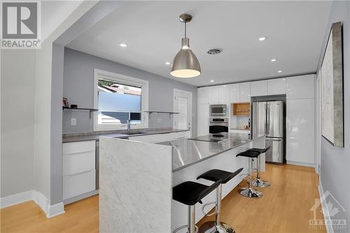 519 Penhill Avenue, Ottawa, ON - Indoor Photo Showing Kitchen With Stainless Steel Kitchen With Upgraded Kitchen