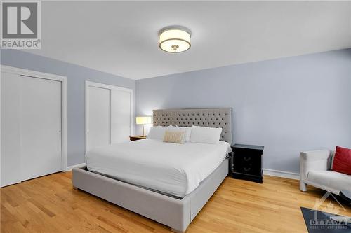 519 Penhill Avenue, Ottawa, ON - Indoor Photo Showing Bedroom