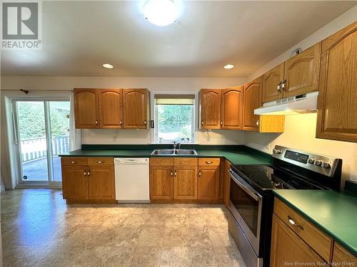 91 Hills Point Road, Oak Bay, NB - Indoor Photo Showing Kitchen With Double Sink