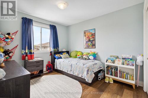 12 Circlewood Drive, St. Thomas, ON - Indoor Photo Showing Bedroom