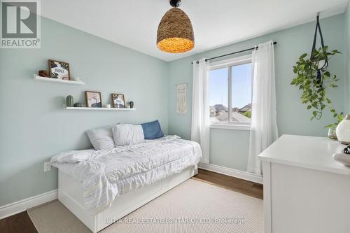 12 Circlewood Drive, St. Thomas, ON - Indoor Photo Showing Bedroom