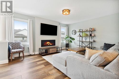 12 Circlewood Drive, St. Thomas, ON - Indoor Photo Showing Living Room With Fireplace