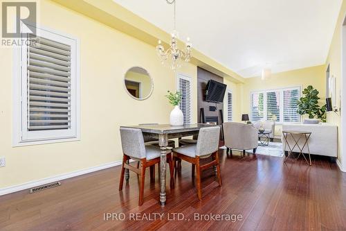 6 Eagleview Way, Halton Hills, ON - Indoor Photo Showing Dining Room