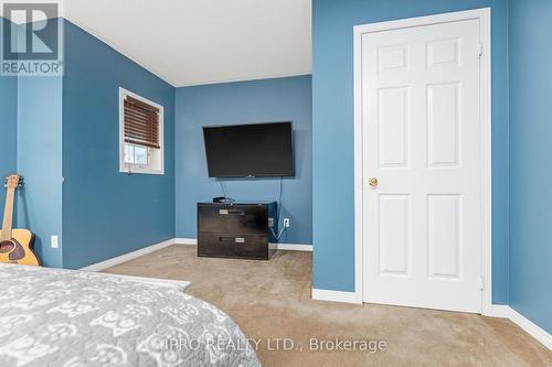 6 Eagleview Way, Halton Hills, ON - Indoor Photo Showing Bedroom