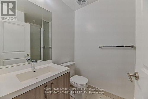 921 - 8 Nahani Way, Mississauga, ON - Indoor Photo Showing Bathroom