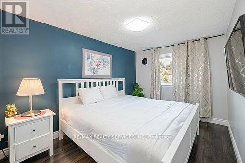 89 Darras Court E, Brampton, ON - Indoor Photo Showing Bedroom