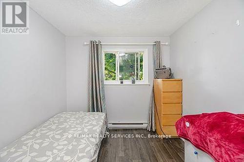 89 Darras Court E, Brampton, ON - Indoor Photo Showing Bedroom