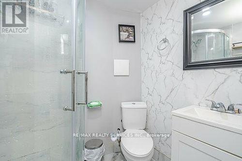 89 Darras Court E, Brampton, ON - Indoor Photo Showing Bathroom